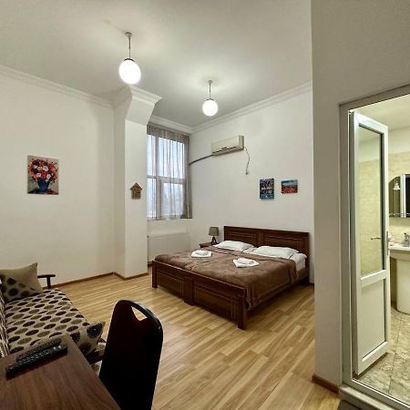 Hotel Gallery Home Tbilisi Exterior photo